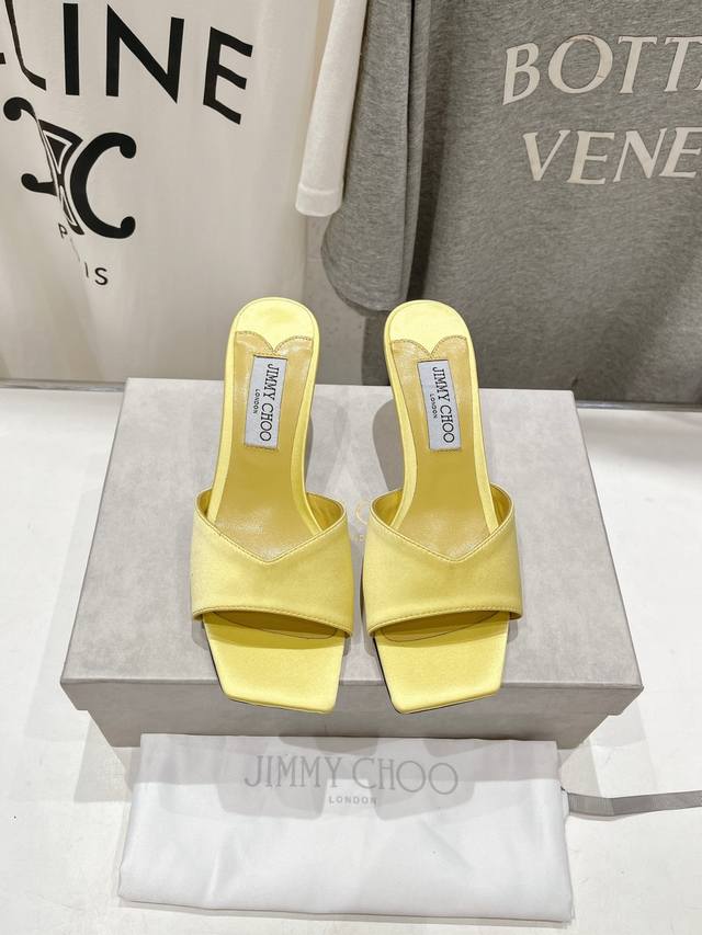 高版本出厂 Jimmy Choo*｜Jc 吉米周2024Ss夏季新款简约高跟拖鞋 原版套楦，完美的线条，简约大气上脚显气质粗跟舒适百搭，还能拉长双腿显高显瘦显腿